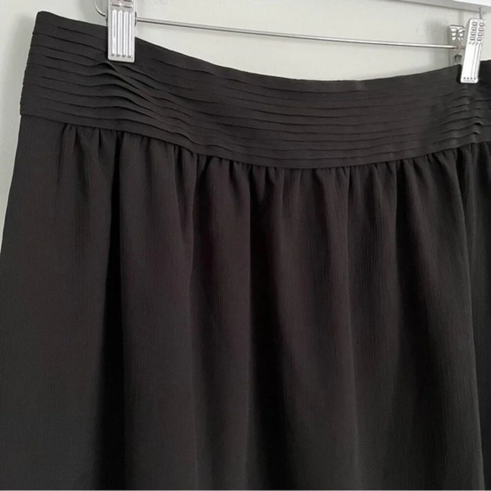 LOFT black flowy